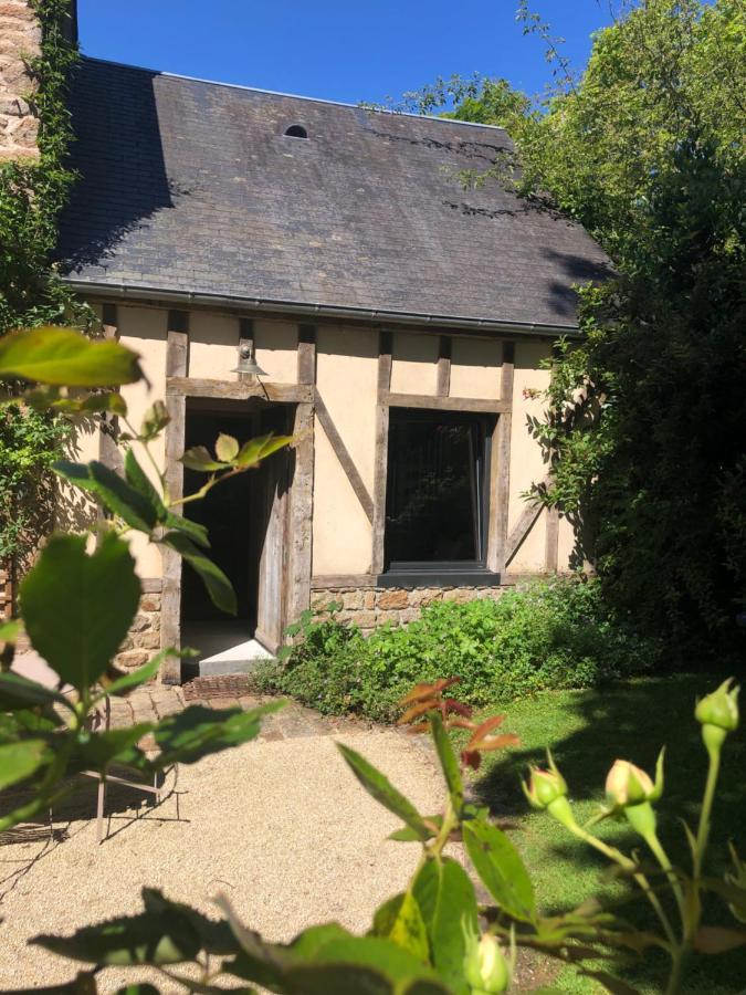 Le Clos Du Mont Jarry Le Val-Saint-Pere Exterior photo